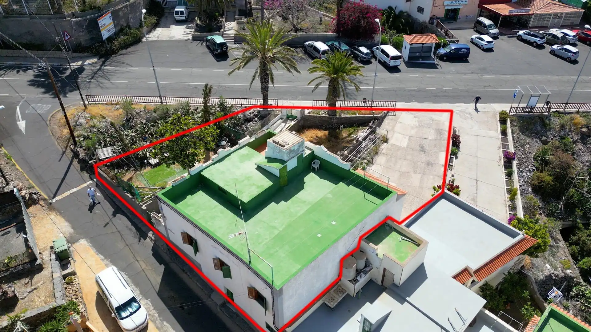 Vista exterior de Casa adosada en venta en Guía de Isora con Jardín privado y Terraza