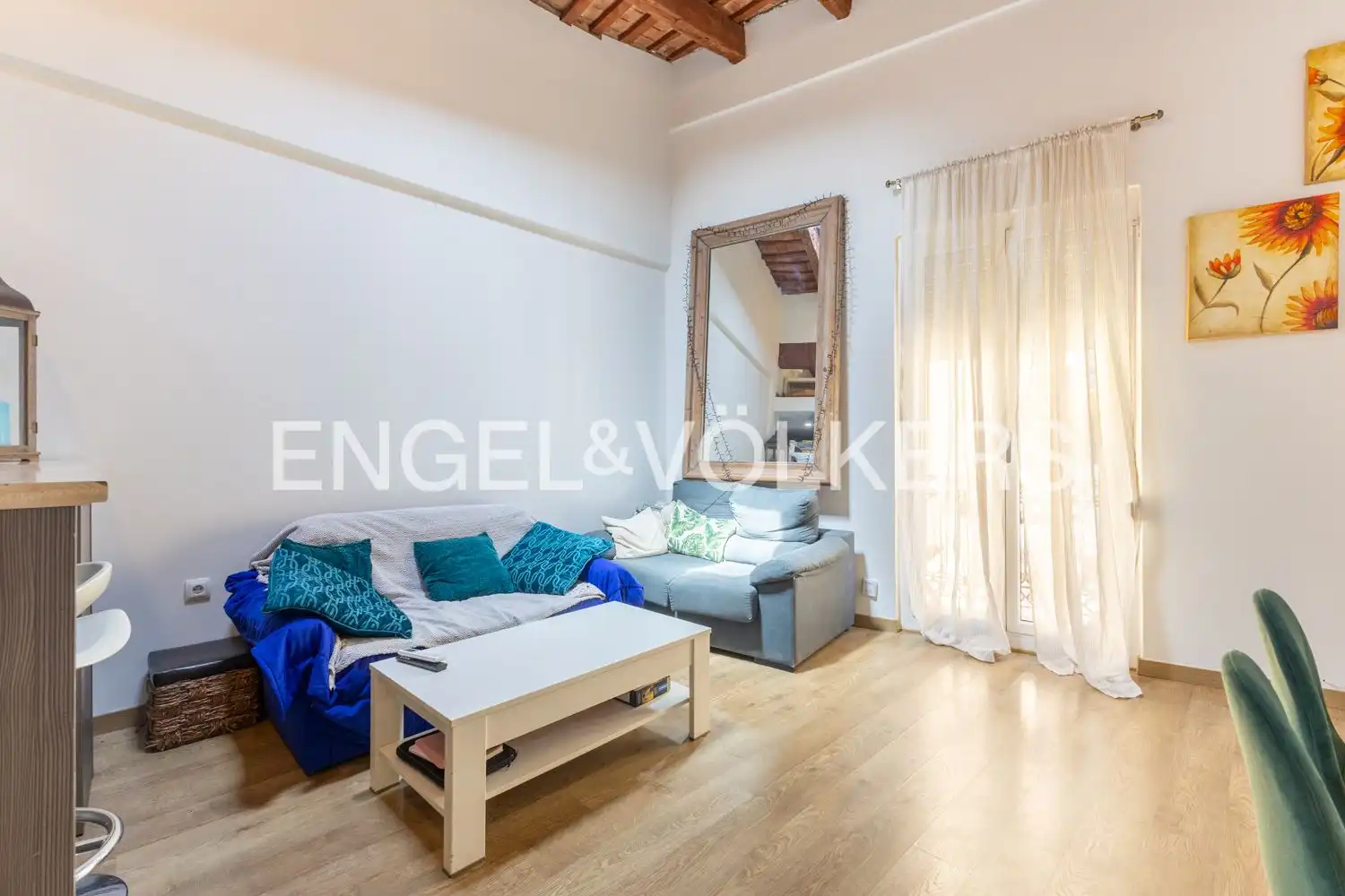 Wohnzimmer von Wohnung zum Verkauf in Valencia mit Klimaanlage, Heizung und Balkon