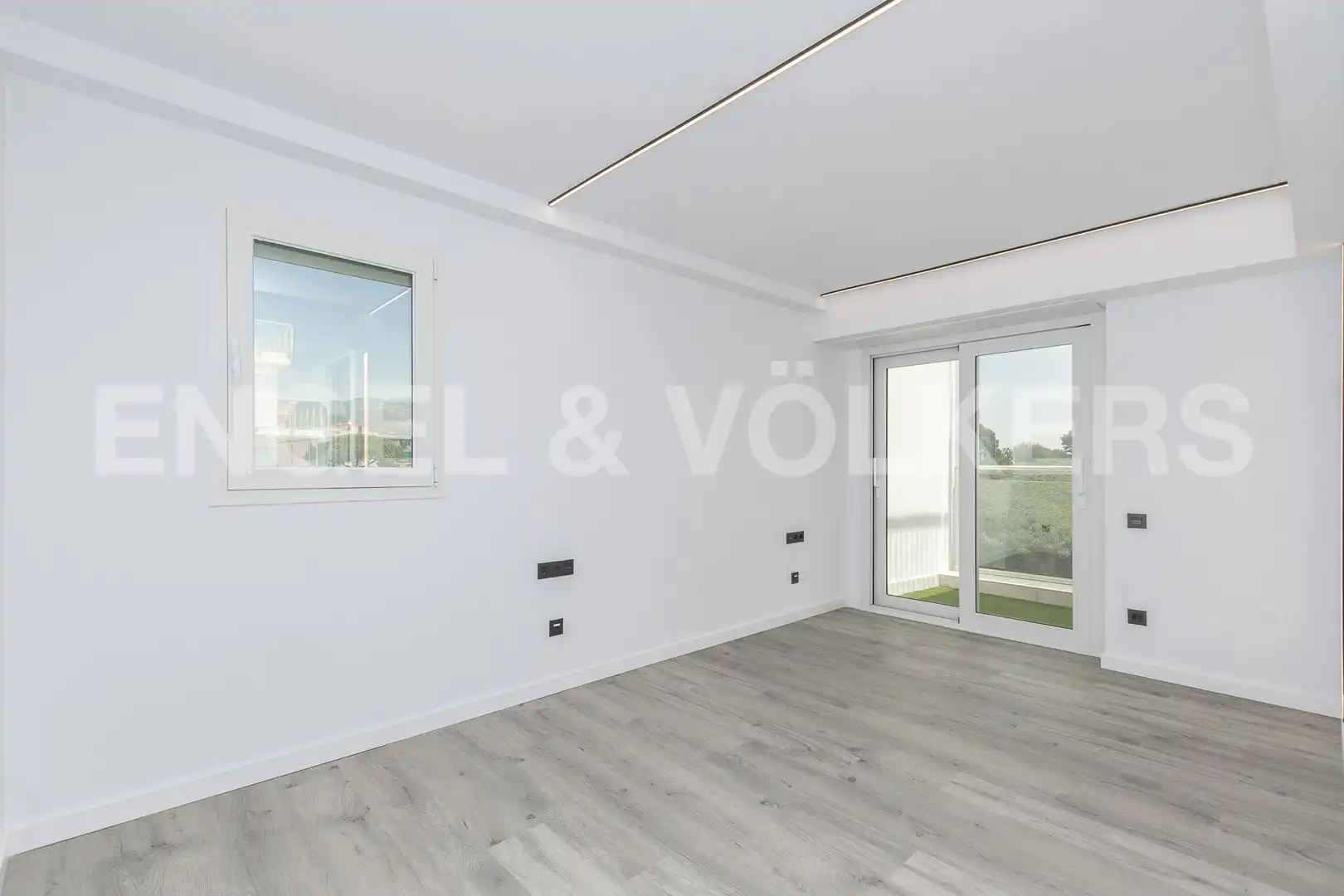 Wohnzimmer von Dachboden zum Verkauf in Sant Andreu de Llavaneres mit Klimaanlage, Heizung und Parkett