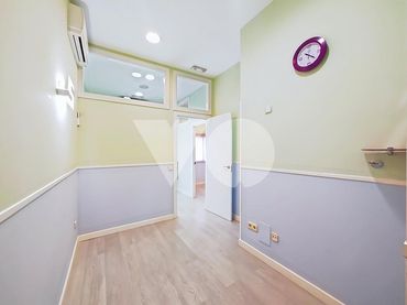 Local comercial en venda a Calle Velero