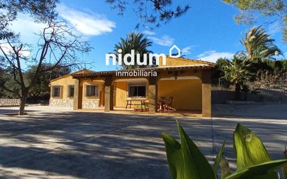 Vista exterior de Casa o xalet en venda en Xàtiva amb Aire condicionat, Terrassa i Piscina