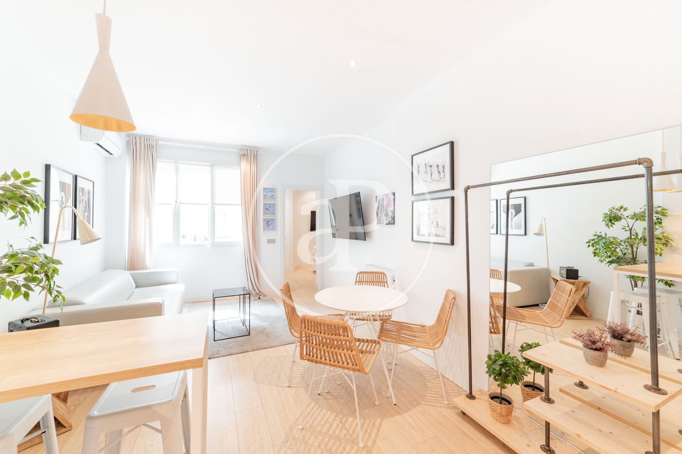 Pis de lloguer a C. del Príncipe, Cortes - Huertas