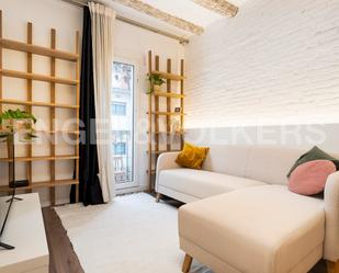 Sala d'estar de Apartament de lloguer en  Barcelona Capital amb Aire condicionat