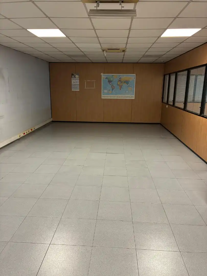 Nave industrial de alquiler en Parets del Vallès