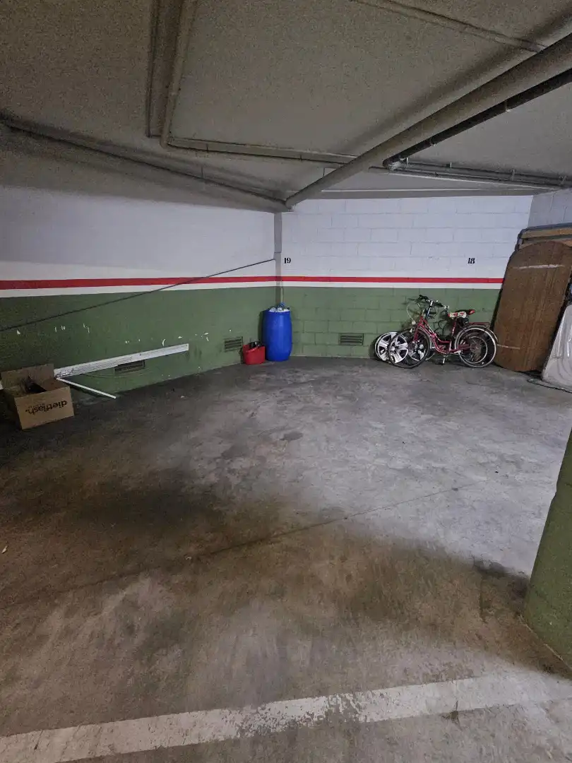 Parking de Piso de alquiler en Sant Quirze del Vallès con Aire acondicionado, Calefacción y Trastero