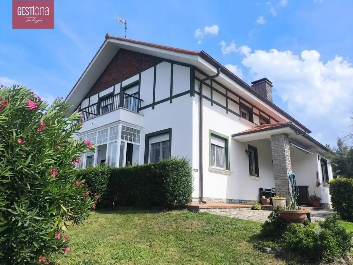 Maison avec terrasse à vendre à Arnuero, imagen 8