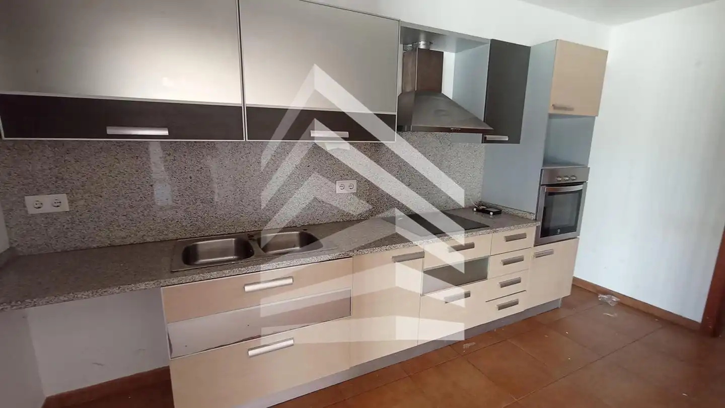 Adosado con terraza en venta en Plaça Gala Placídia, imagen 13