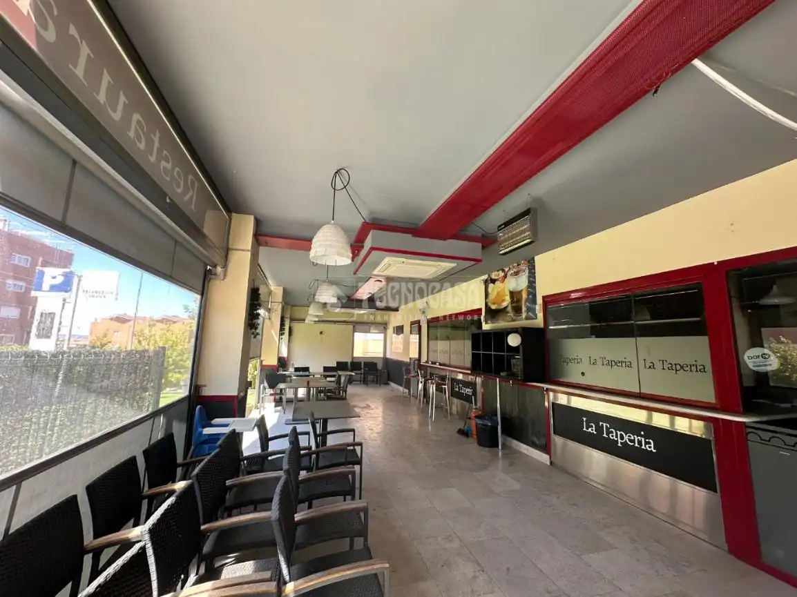 Local comercial en venda a Av. de los Derechos Humanos, imagen 23