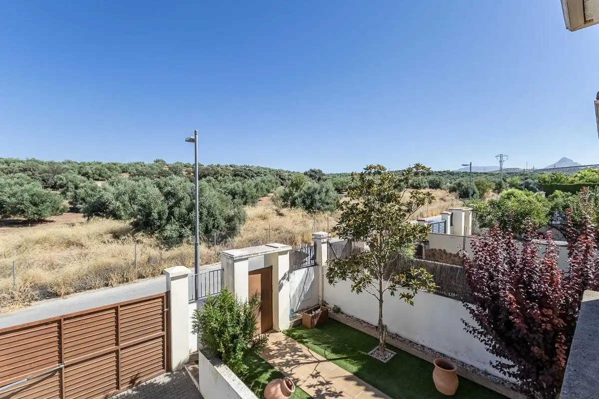 Terrassa de Casa o xalet en venda en Albolote amb Aire condicionat, Jardí privat i Terrassa