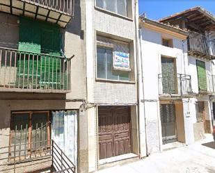 Vista exterior de Casa adosada en venda en Jerte amb Jardí privat i Traster