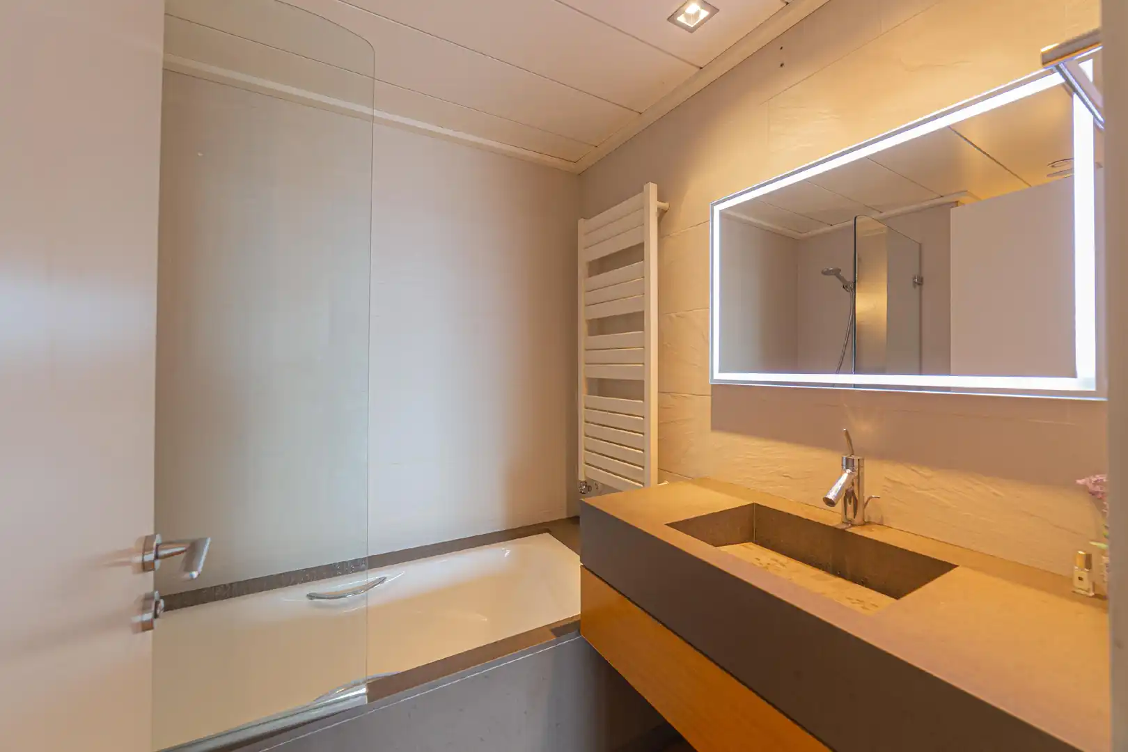 Baño de Piso en venta en Barcelona con Aire acondicionado, Calefacción y Parquet