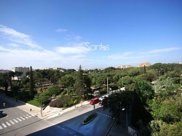Piso con ascensor en venta en Pujada del castell