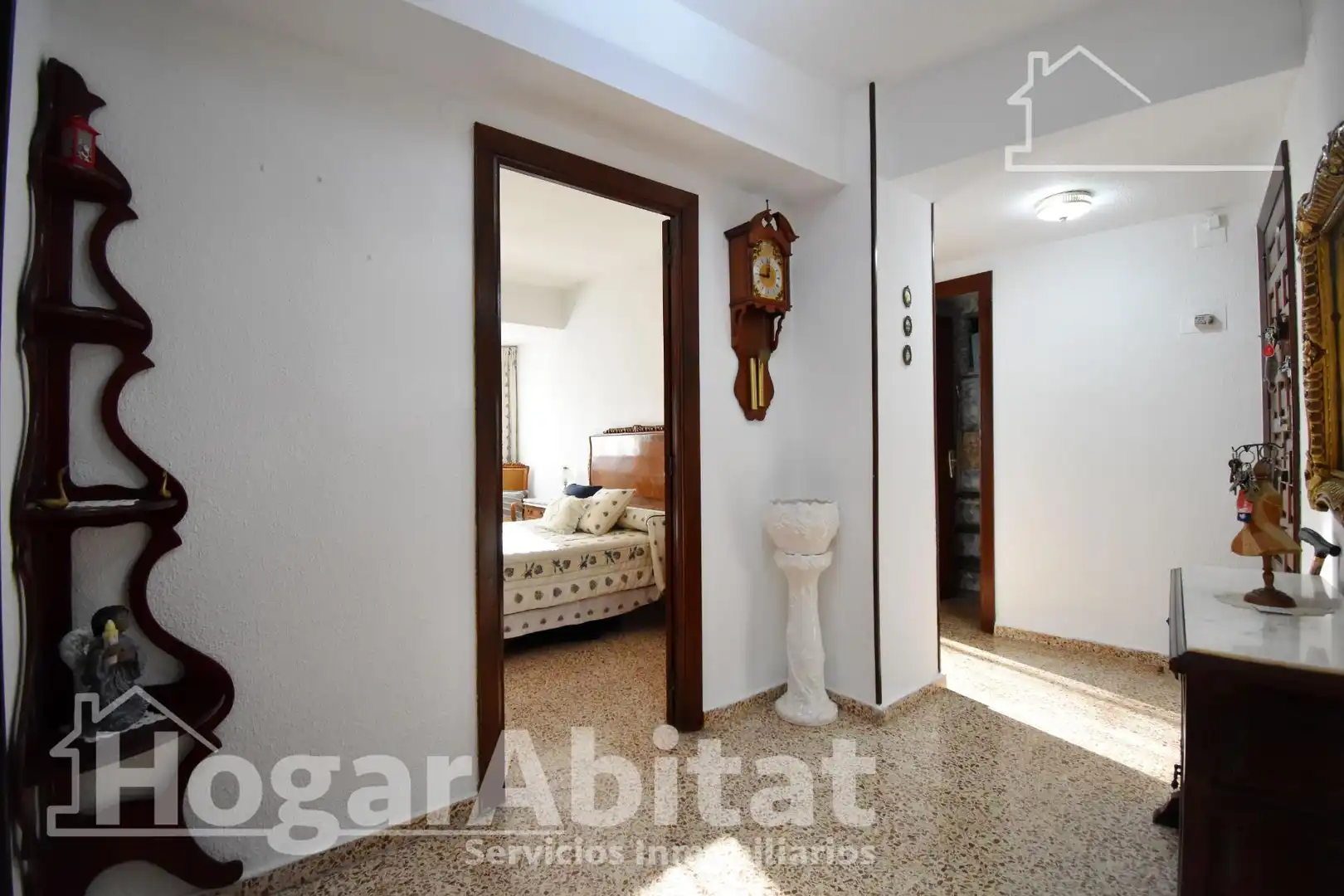 Habitación de Piso en venta en Oliva con Terraza, Amueblado y Balcón