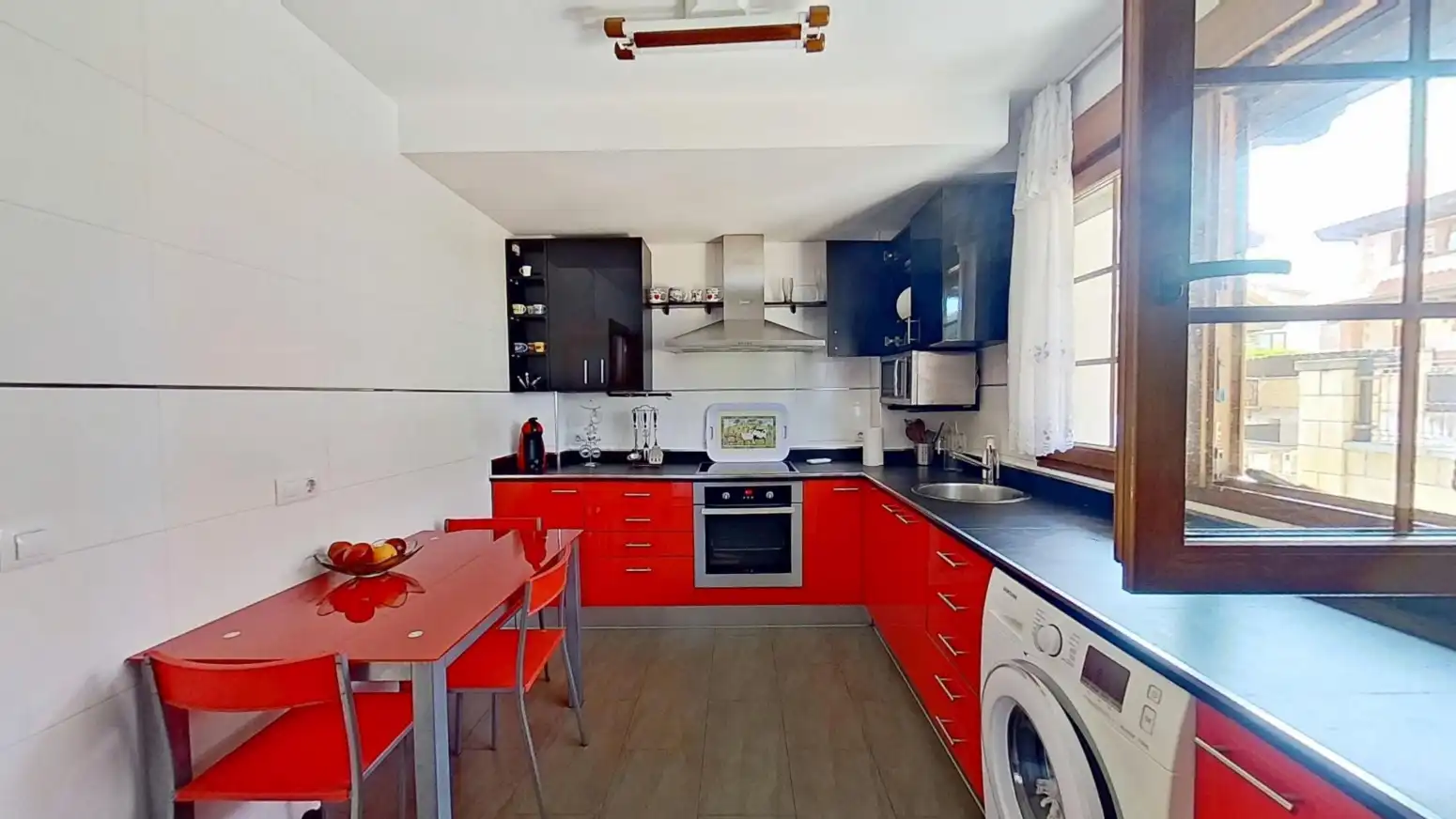 Cuina de Casa adosada en venda en Suances amb Calefacció i Terrassa