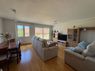 Wohnung mit Balkon zum Verkauf in Avenida de Los Porqueros 8