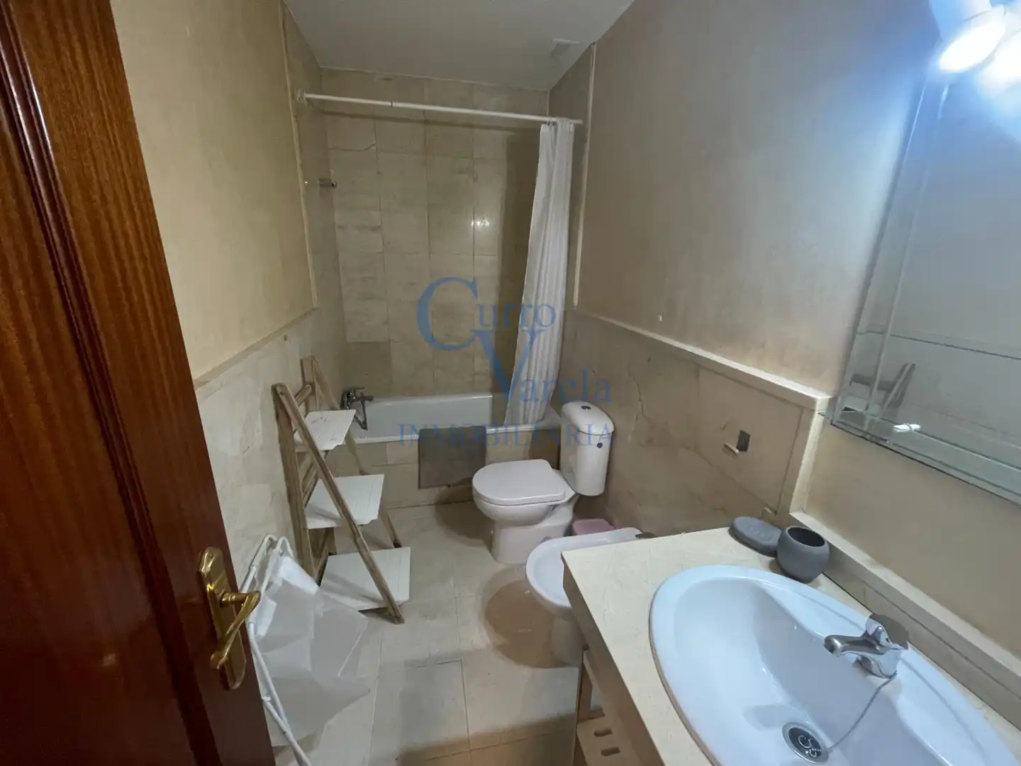 Badezimmer von Wohnung zum Verkauf in Dos Hermanas mit Abstellraum und Möbliert
