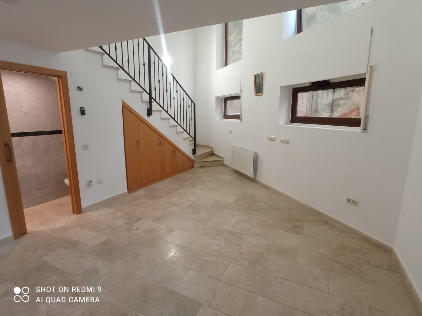 Duplex for sale in  Tarragona Capital  with Air Conditioner