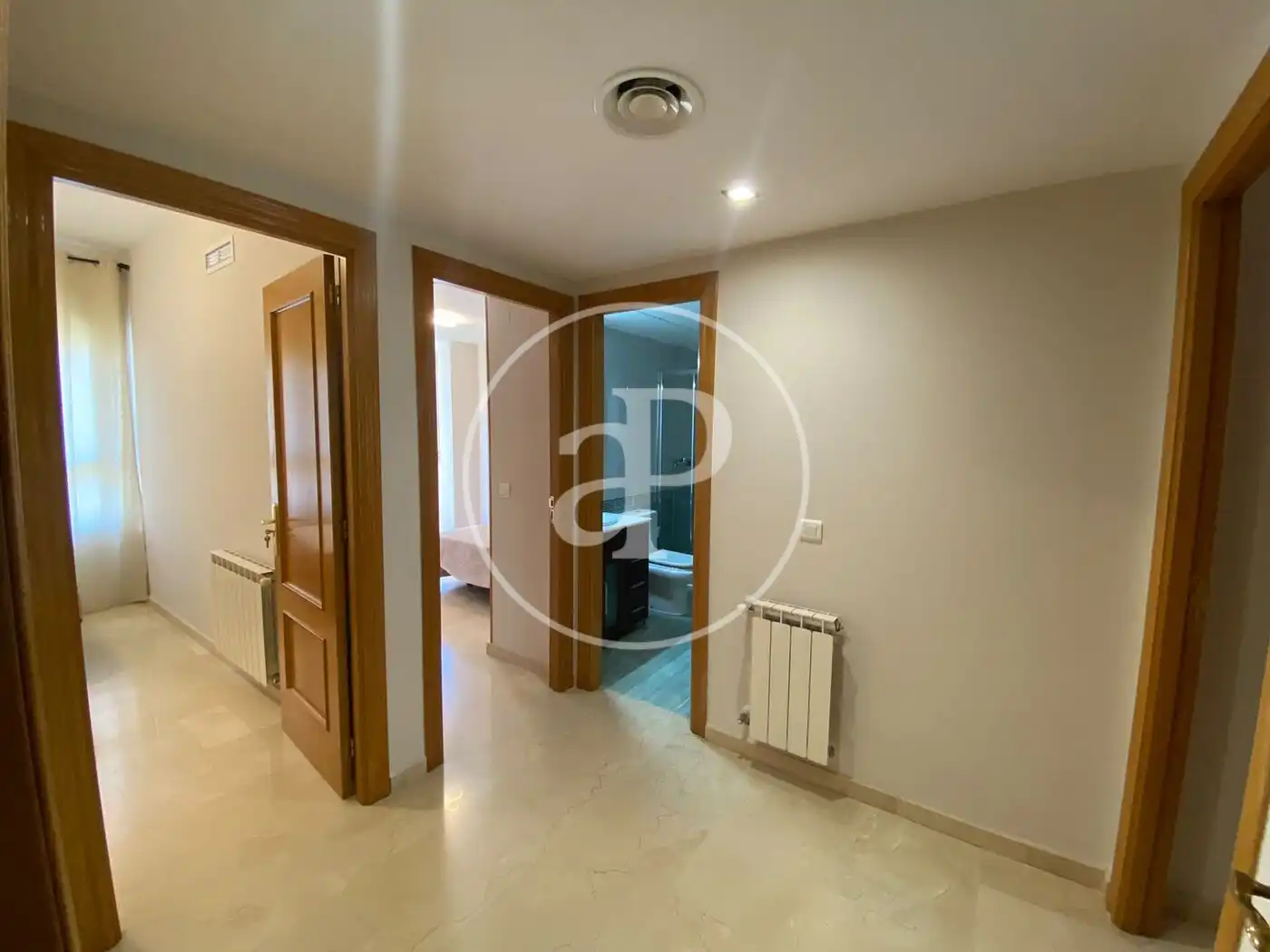 Piso de alquiler en Valencia con Aire acondicionado, Calefacción y Jardín privado