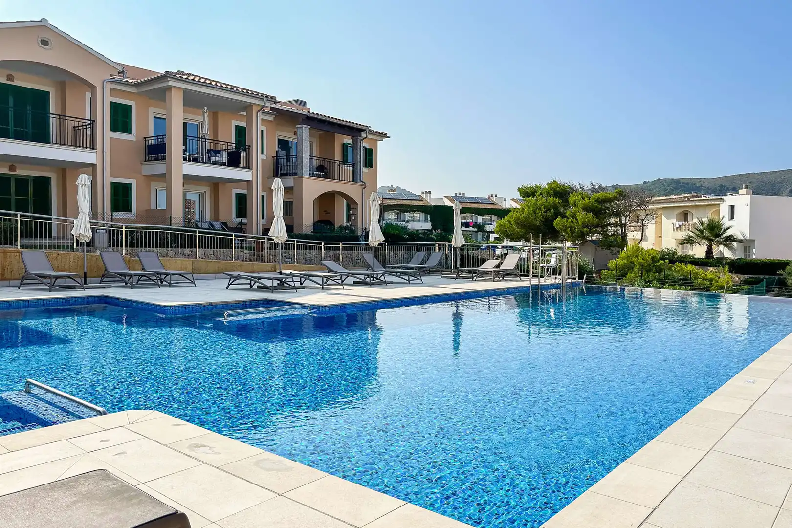 Piscina de Casa adosada en venda en Capdepera amb Aire condicionat, Terrassa i Moblat