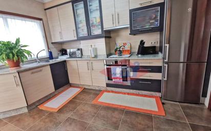 Kitchen of Flat for sale in Ponteareas  with Terrace