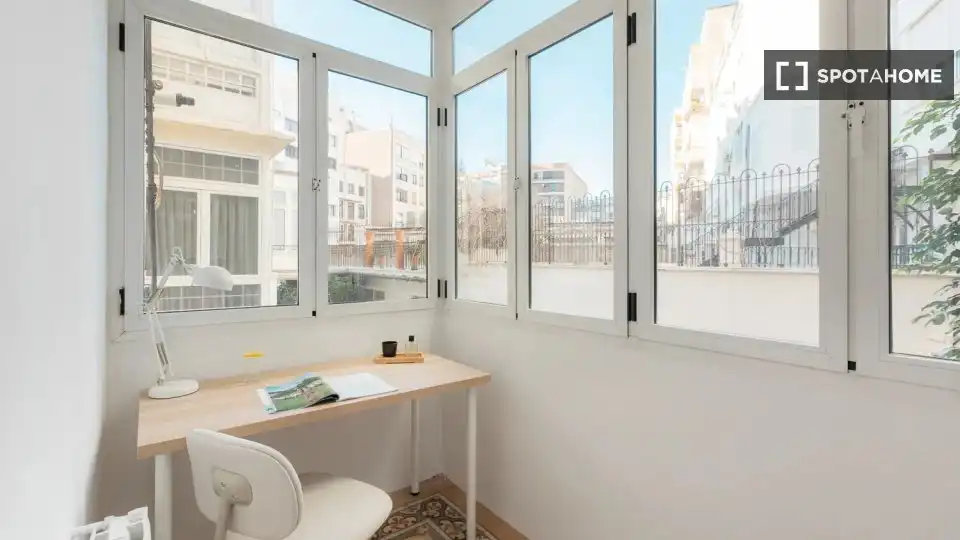 Terraza de Piso de alquiler en Valencia con Aire acondicionado, Calefacción y Amueblado