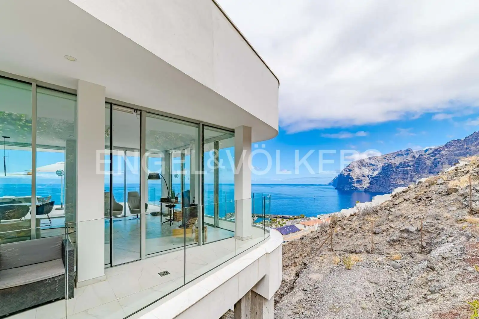 Exterior view of Flat for sale in Santiago del Teide  with Air Conditioner, Terrace and Swimming Pool