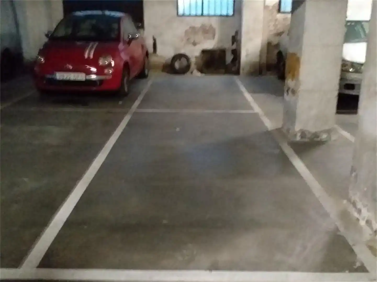 Aparcament de Garatge de lloguer en Badalona