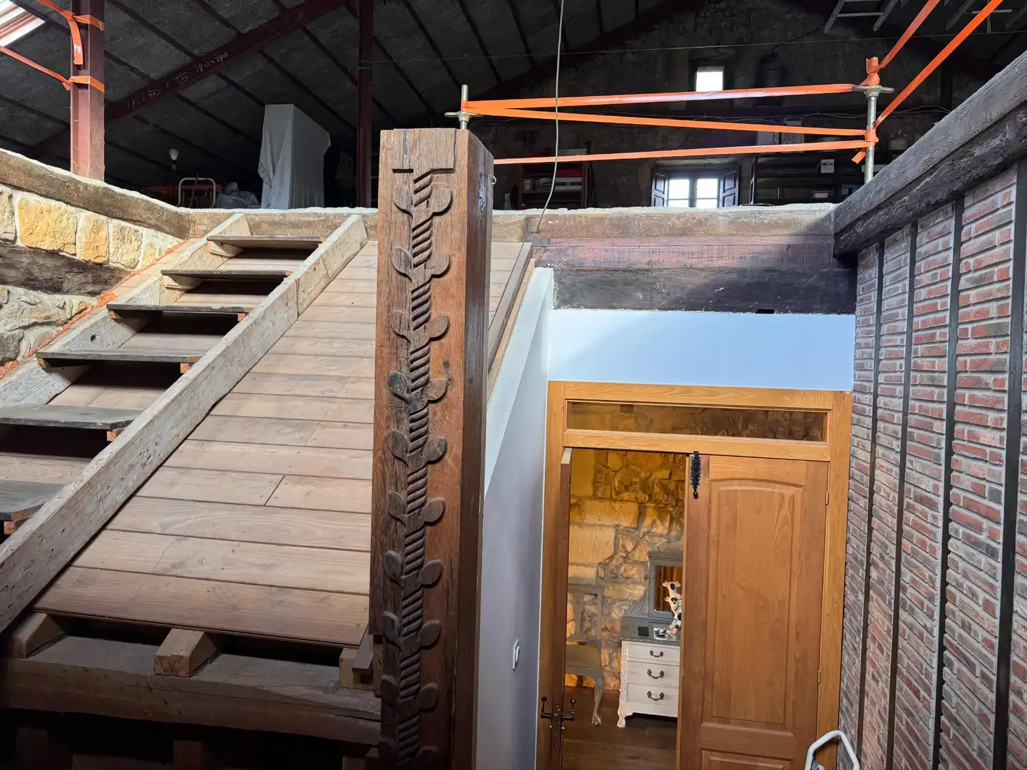 Casa o chalet en venta en Los Corrales de Buelna  con Calefacción, Jardín privado y Terraza