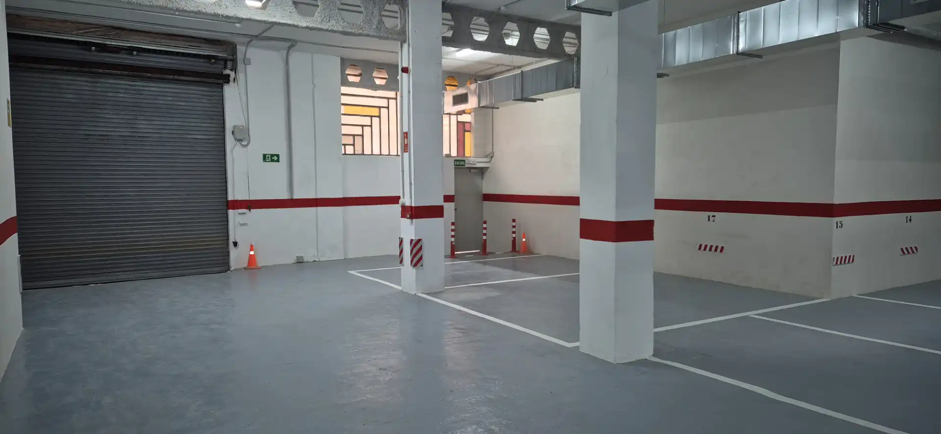 Parking of Garage for rent in Alfafar