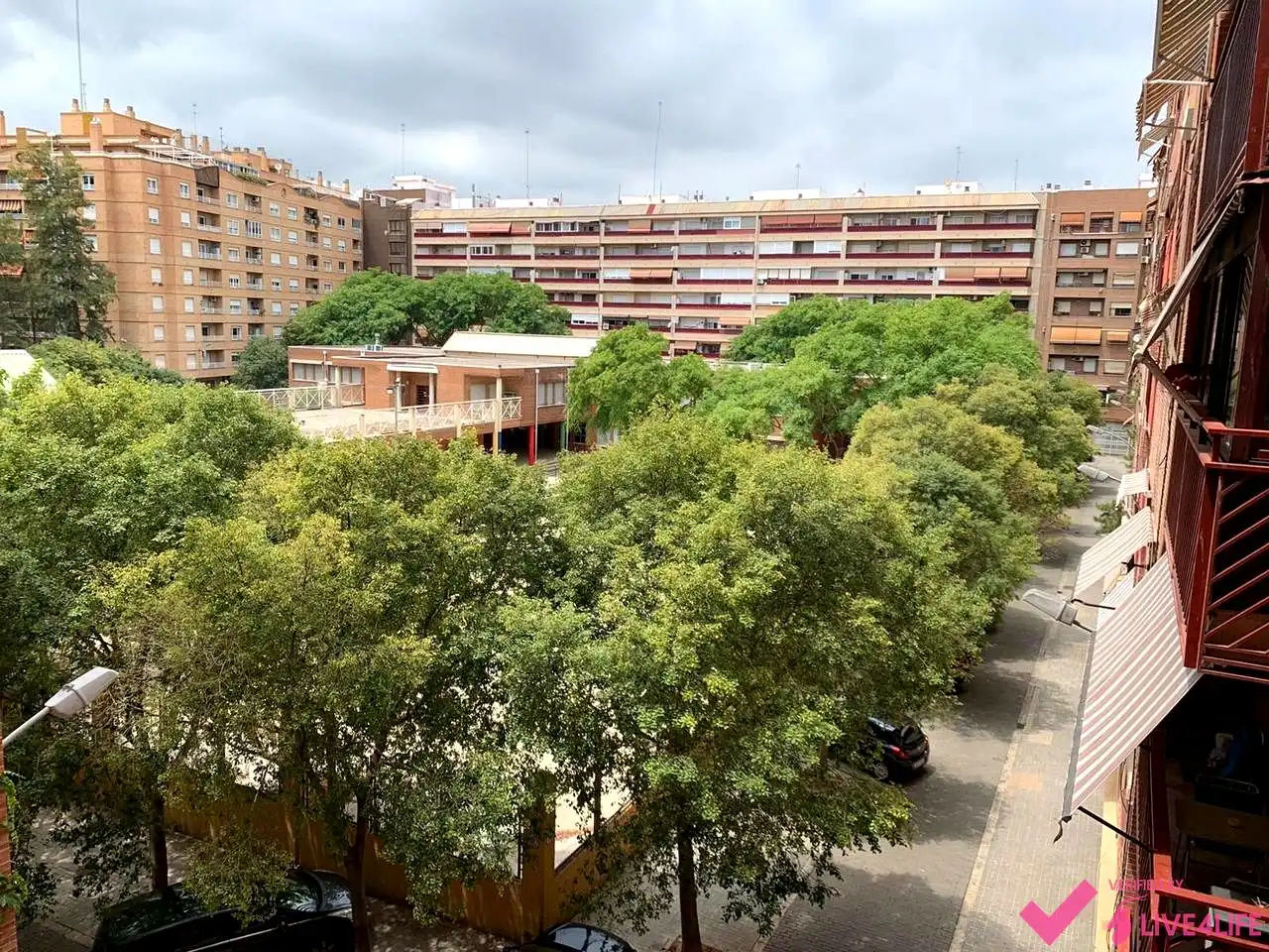 Exterior view of Flat for rent in Valencia  with Air Conditioner, Heating and Furnished