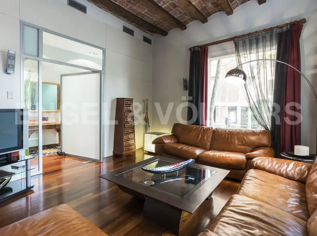 Sala de estar de Casa o chalet en venta en Barcelona con Aire acondicionado, Calefacción y Parquet