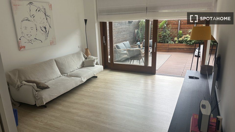 Living room of Flat to rent in Alella  with Air Conditioner, Heating and Furnished