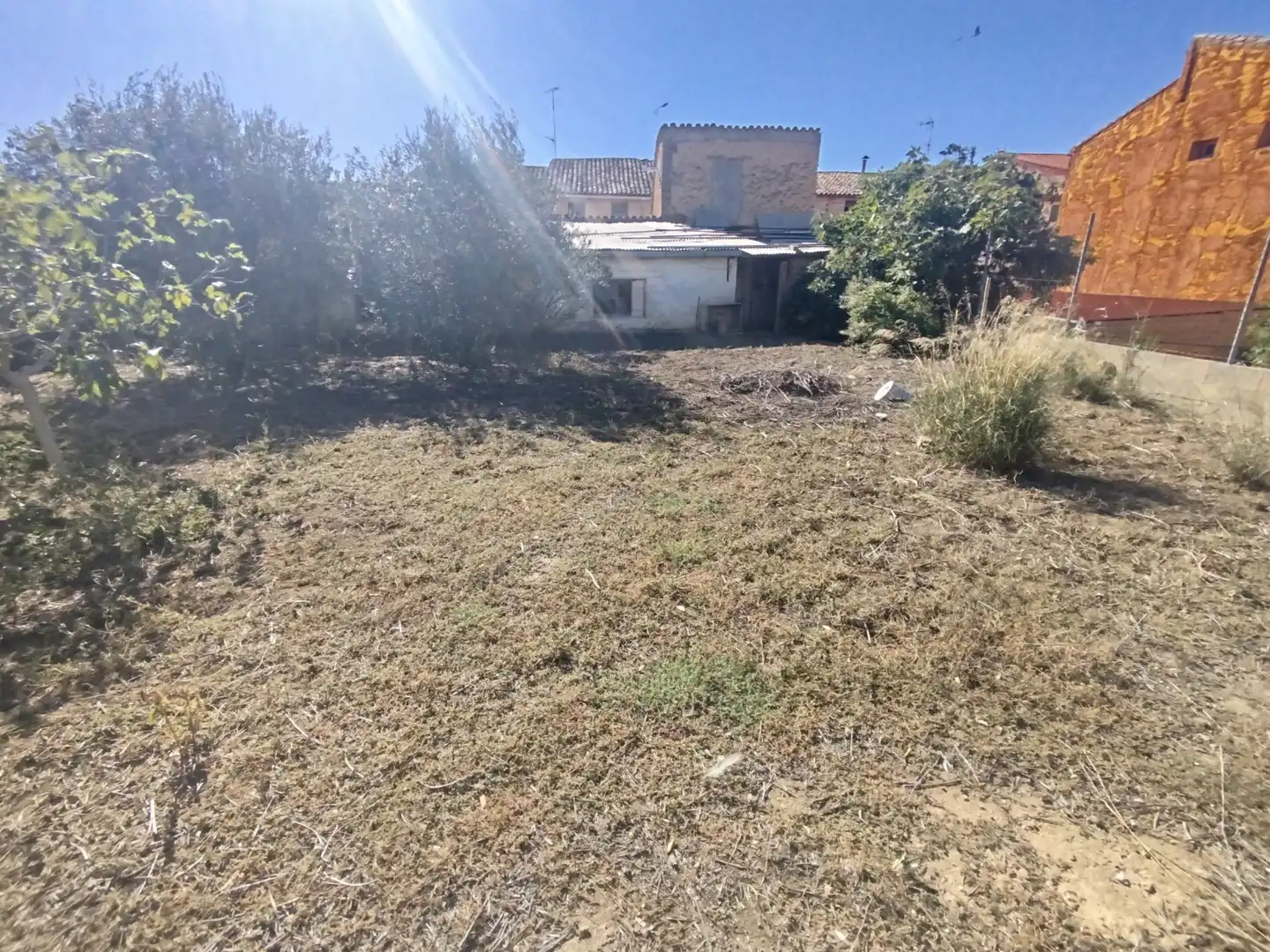 Commercial properties for sale in Alcampell