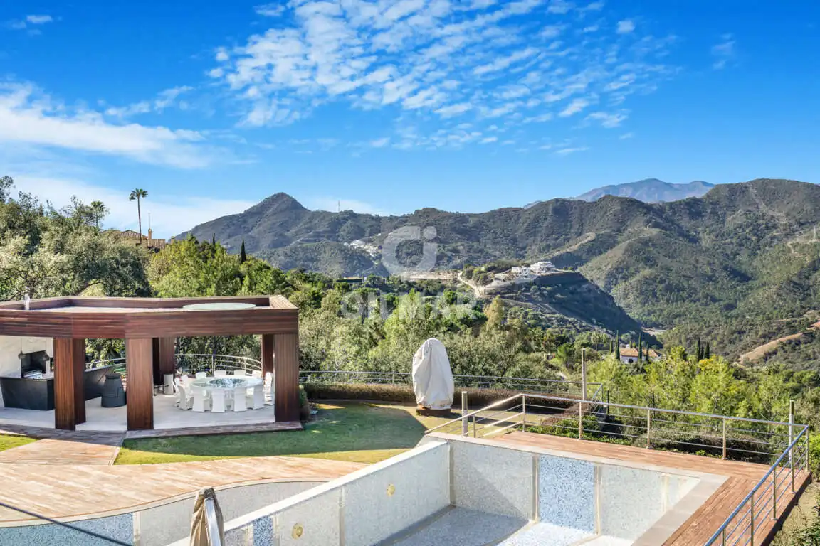 Jardí de Casa o xalet en venda en Benahavís amb Calefacció, Jardí privat i Piscina