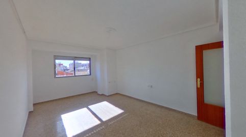 Foto 5 de Pis en venda a C/ Benetuser, Benimàmet, Valencia Capital