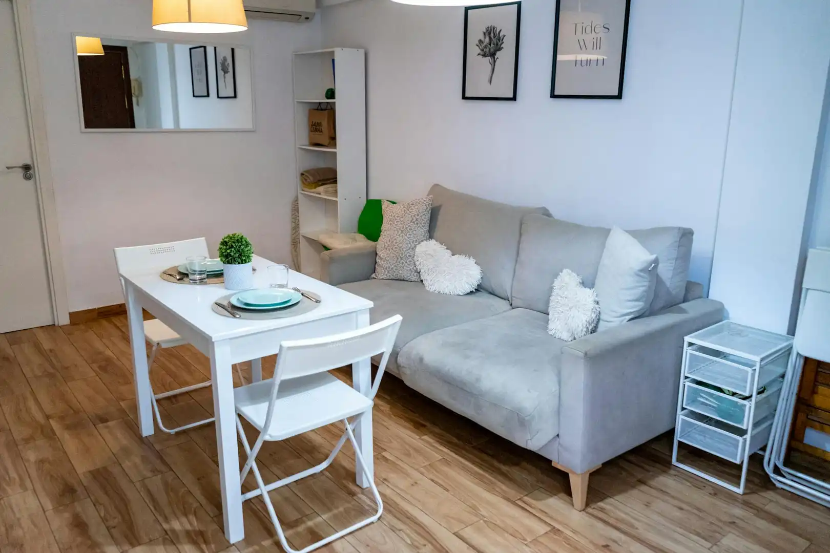 Living room of Flat for share in Sevilla  with Air Conditioner, Furnished and Washing machine