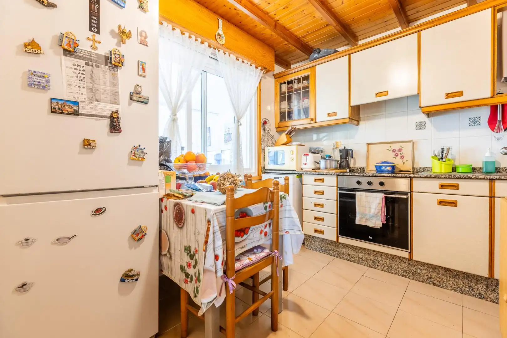 Cocina de Casa o chalet en venta en Pontedeume con Jardín privado, Terraza y Trastero
