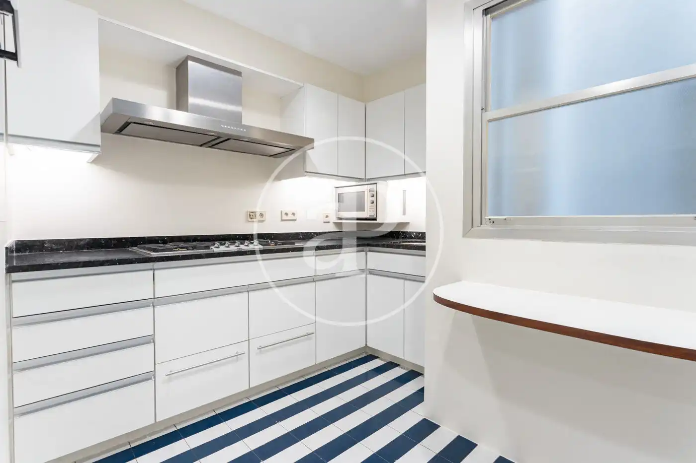Kitchen of Flat for rent in Barcelona  with Air Conditioner, Heating and Private garden