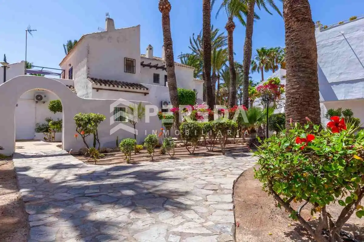 Studio mit Pool zum Verkauf in Avenida ENTREMARES (U), imagen 19