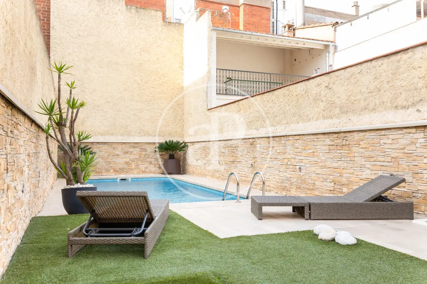 Piscina de Dúplex en venda en Sabadell amb Aire condicionat, Calefacció i Terrassa