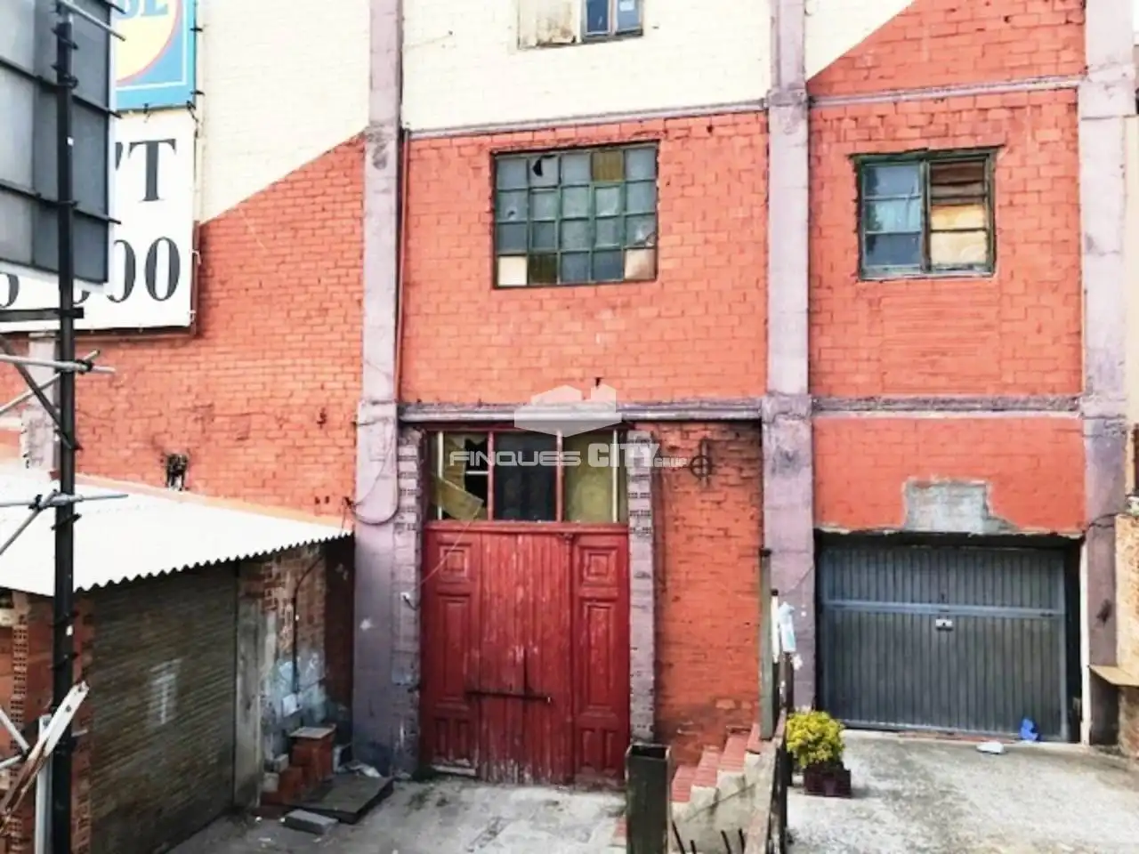 Vista exterior de Edificio en venta en Pineda de Mar