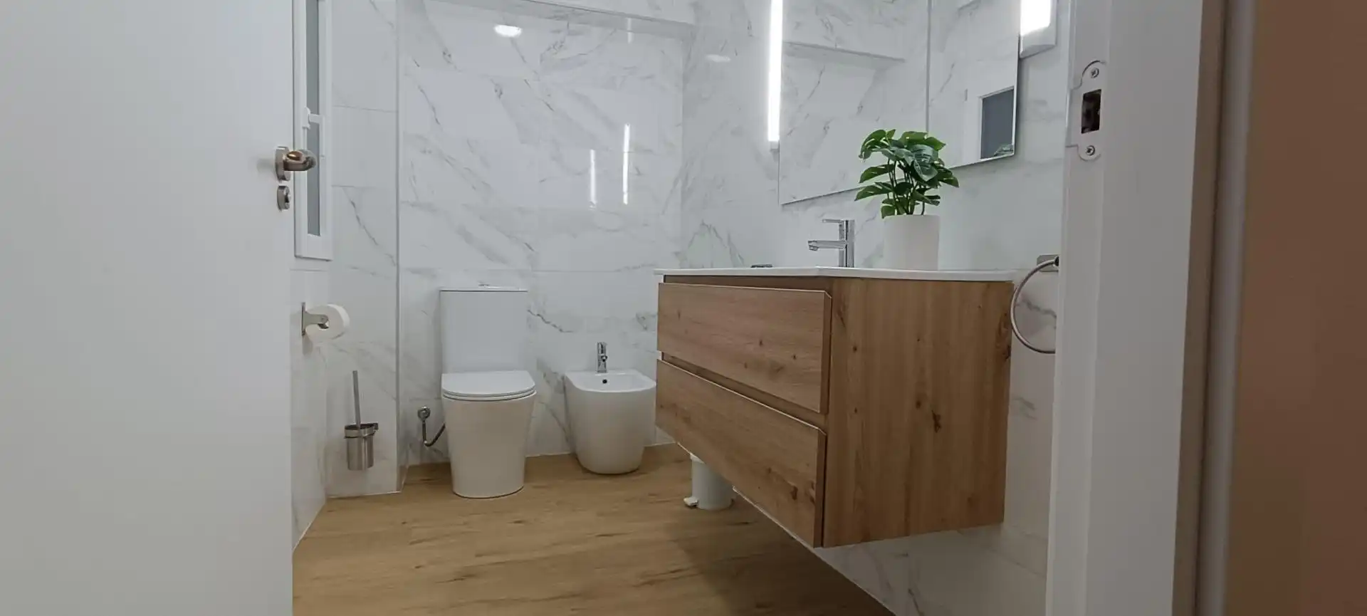 Bathroom of Flat for sale in Zamora Capital   with Terrace and Balcony