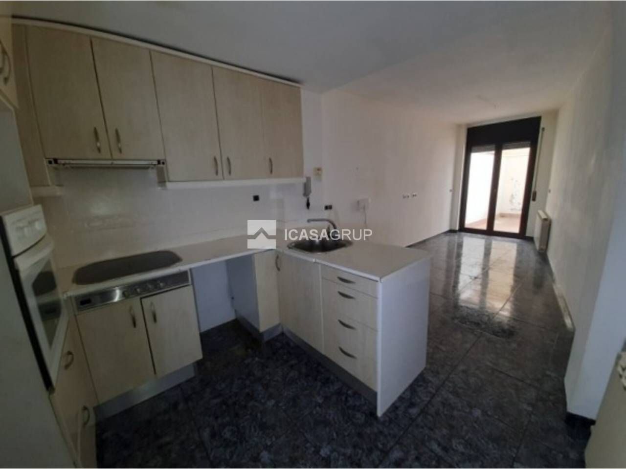 Cuina de Pis en venda en Rubí amb Calefacció i Terrassa