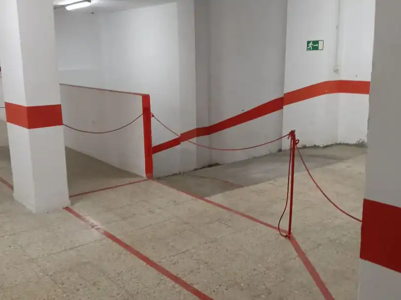 Garage for rent in Santa Cruz de Tenerife  with Alarm