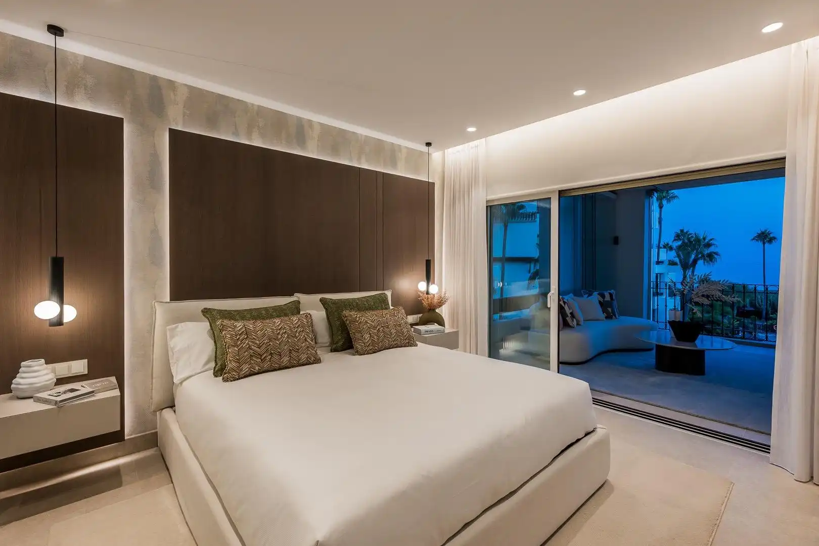 Bedroom of Apartments for sale in Estepona  with Air Conditioner, Terrace and Storage room