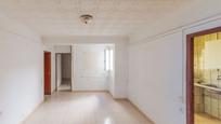 Flat for sale in  Valencia Capital  with Air Conditioner, Heating and Oven