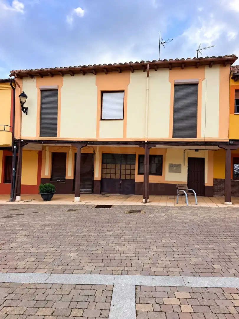 Residencial en venta en Mansilla de las Mulas