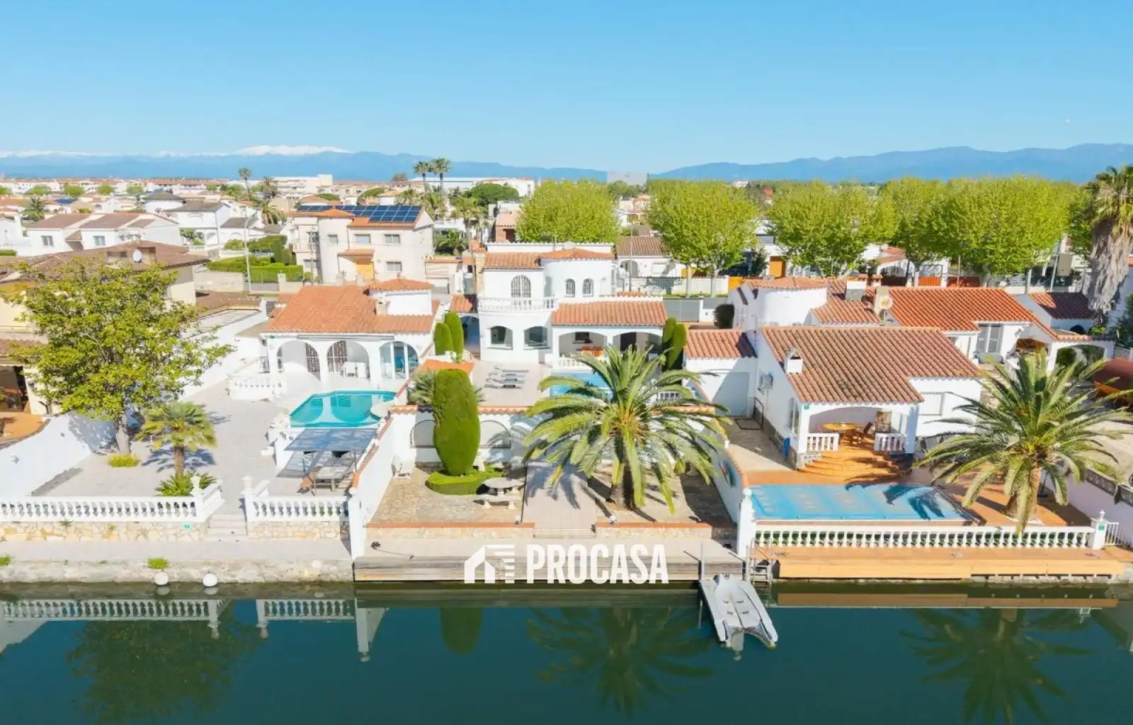 Chalet con piscina en venta en Llobregat, imagen 2