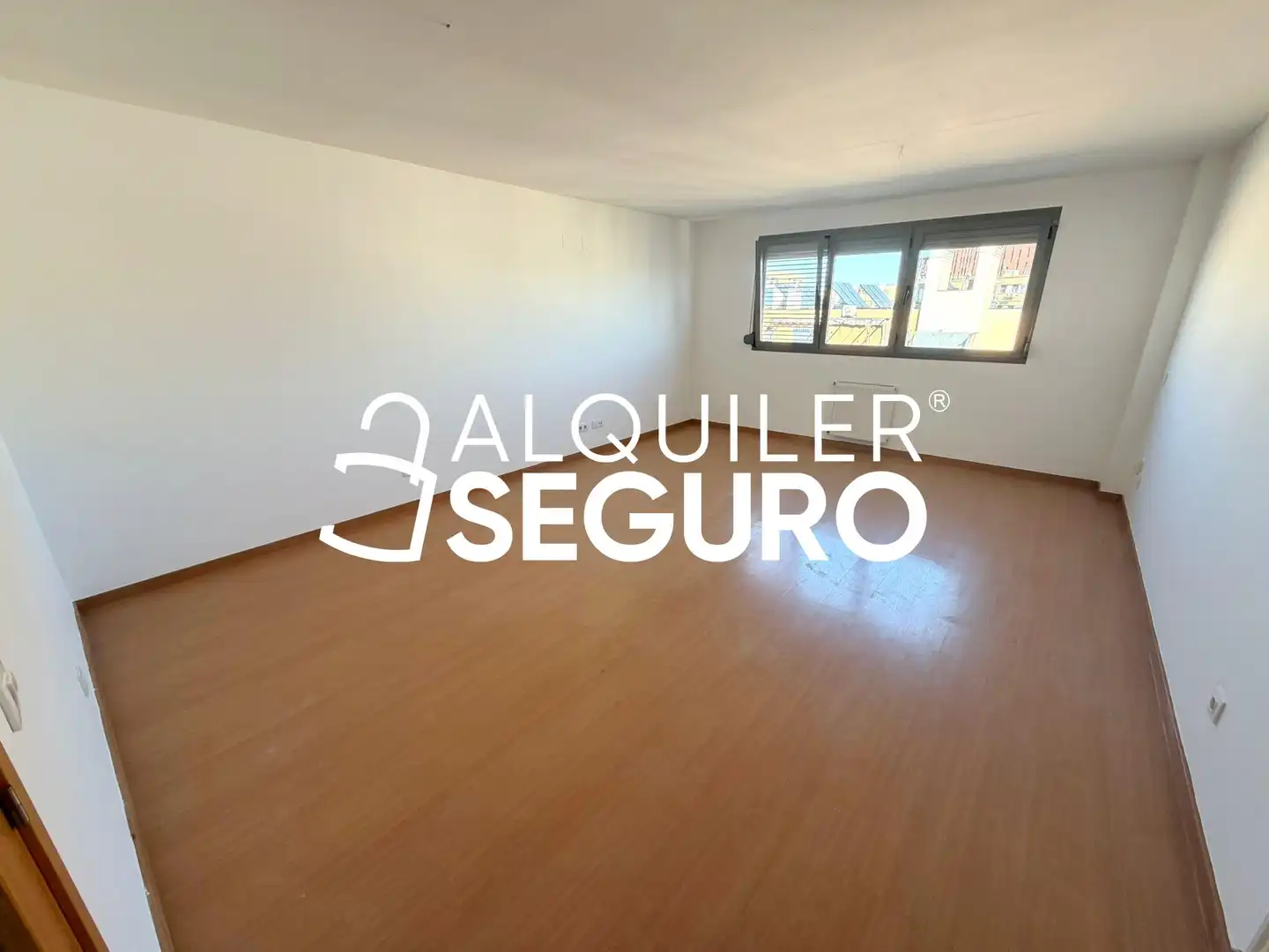 Habitación de Piso de alquiler en Móstoles con Aire acondicionado, Calefacción y Trastero