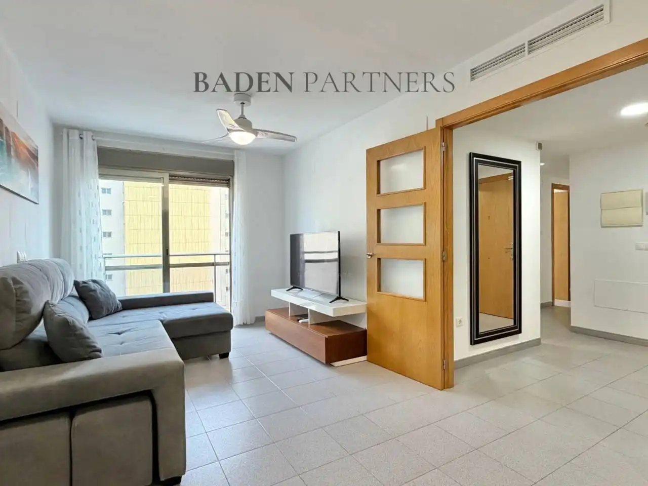Flat with lift to rent in Casco Urbano, imagen 2